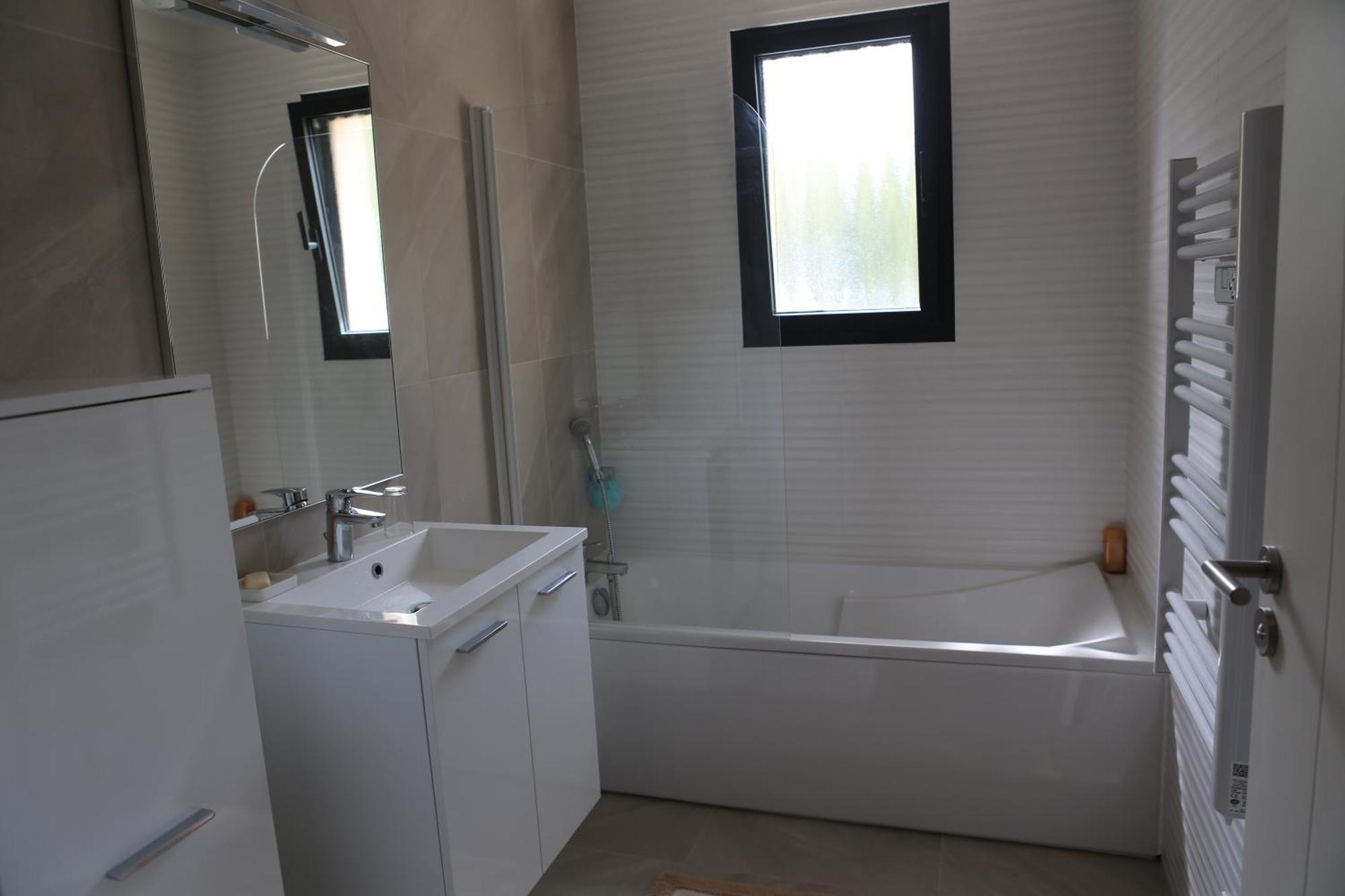 Chambres Avec Salle De Bain Et Petit Dejeuner Chez Jp&Josy Saint-Aubin-de-Medoc Luaran gambar